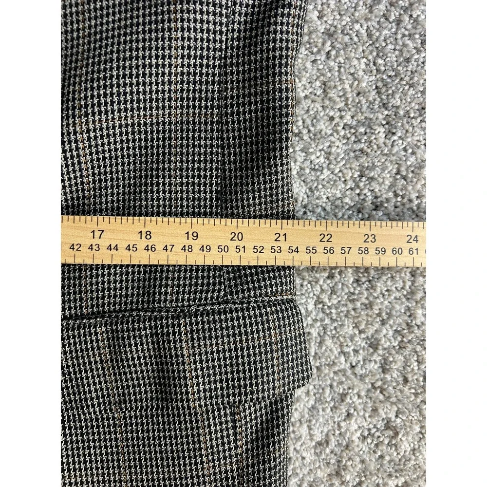 Jos A Bank Mens Grey Houndstooth Two Button Blazer Sport Coat Jacket 44R
